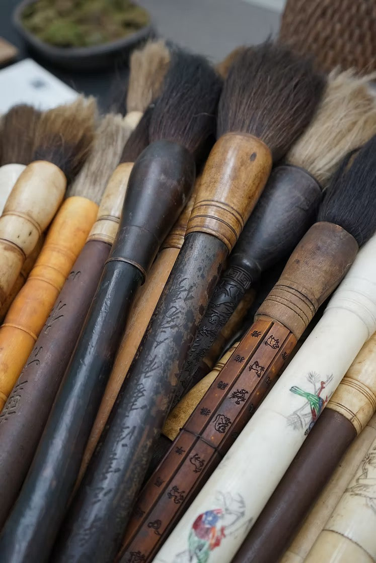 Henri Vintage Brushes