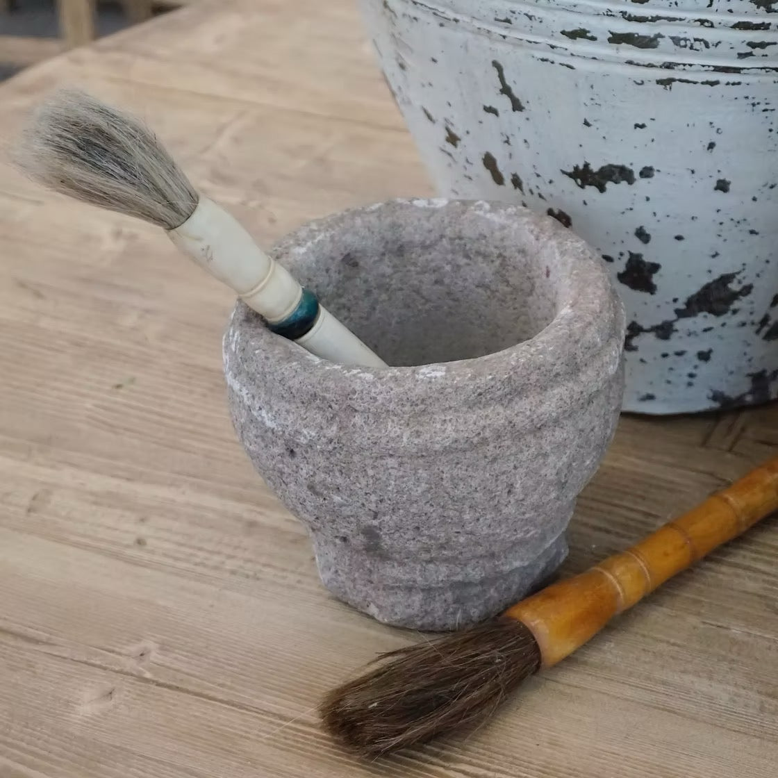 Henri Vintage Brushes